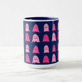 Rosa Halloween-Geister in Dark Blue Tasse (Zentrum)