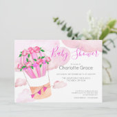 Rosa Heißluftballon in der Wolkendusche Einladung (Stehend Vorderseite)