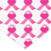 Rosa Herz-Band-Brustkrebs-Bewusstsein Tischdecke (Schrägansicht)