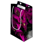 "Rosa Herz in Schwarz" Kleine Geschenktüte (Vorderseite Schrägansicht)