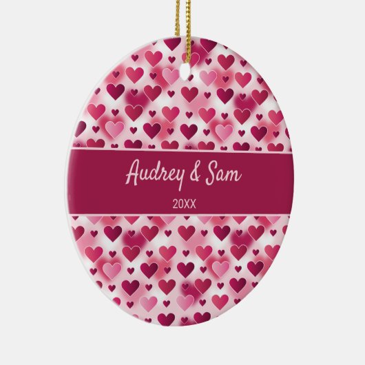rosa Herz-Muster mit benutzerdefiniertem Text Keramik Ornament (Rechts)