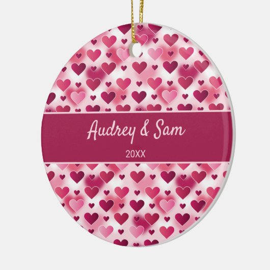 rosa Herz-Muster mit benutzerdefiniertem Text Keramik Ornament (Links)