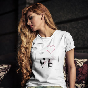 rosa Herz und Blume Typografie Liebe T-Shirt