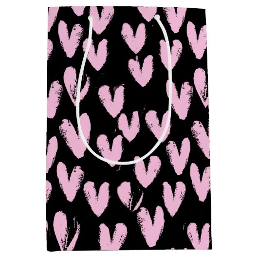Rosa Herzen auf schwarz Mittlere Geschenktüte (Vorderseite)