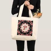 Rosa Herzen des Monogramm-P auf schwarzer Jumbo Stoffbeutel (Vorderseite (Produkt))