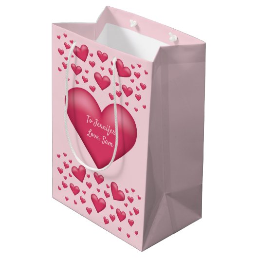 rosa Herzen mit benutzerdefiniertem Text Mittlere Geschenktüte (Rückseite Schrägansicht)