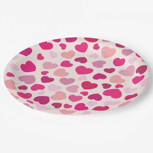 Rosa Herzen mit Weiß Pappteller (Schrägansicht)