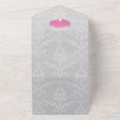 Rosa Herzklopfen, die alle in einer Einladung hoch (Außenbereich)