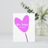 Rosa Herzluftballon Mrs Name Est. Jahr Liebe Postkarte (Stehend Vorderseite)