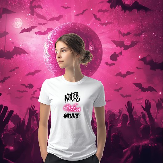 Rosa Hexenvibes nur halloween Typografin Tri-Blend Shirt