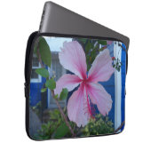 Rosa Hibisken-Blume auf der Notebookhülle Laptopschutzhülle (Vorne Rechts)