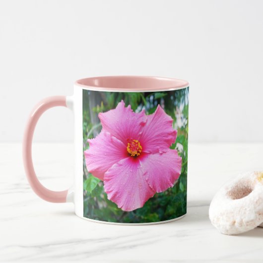 Rosa Hibiskus Blume auf Baum, Tasse (Mit Donut)