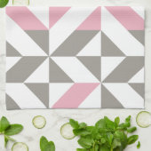Rosa Himbeere und Silver Geometric ZigZag Geschirrtuch (Gefaltet)