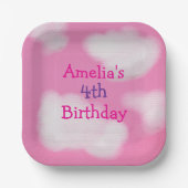 Rosa Himmel und flauschige Wolken Geburtstag Pappteller (Vorderseite)