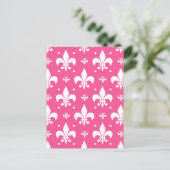 Rosa Hintergrund Fleur-de-lis-Muster Postkarte (Stehend Vorderseite)