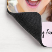 Rosa Hintergrund & süßes Mädchen Mousepad (Ecke)