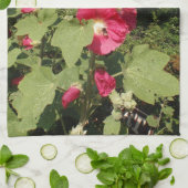 Rosa Hollyhock Geschirrtuch (Gefaltet)