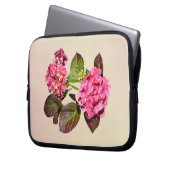Rosa Hydrangea mit Blätter Laptopschutzhülle (Vorderseite Links)