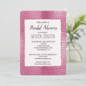 Rosa Imitate Alligator Animal Brautparty Einladung (Stehend Vorderseite)