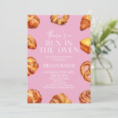 Rosa In der Backofen-Babydusche ist ein Bun. Einladung (Stehend Vorderseite)