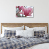 Rosa japanische Magnolia Canvas Print Leinwanddruck (Insitu (Schlafzimmer))