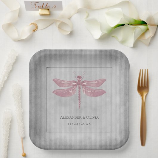 Rosa Jeweled Dragonfly Wedding Pappteller (Hochzeit)