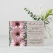 Rosa Kängurke auf Holz-Brautparty Einladung (Stehend Vorderseite)