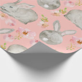 Rosa. Kaninchen und Blume. Geschenkpapier (Ecke)