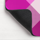 Rosa kariertes Mousepad (Ecke)