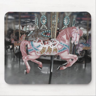 Rosa Karussellpferd Mousepad