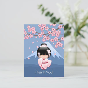 Rosa Kimono Kawaii Kokeshi-Puppe auf Blau Danke Postkarte