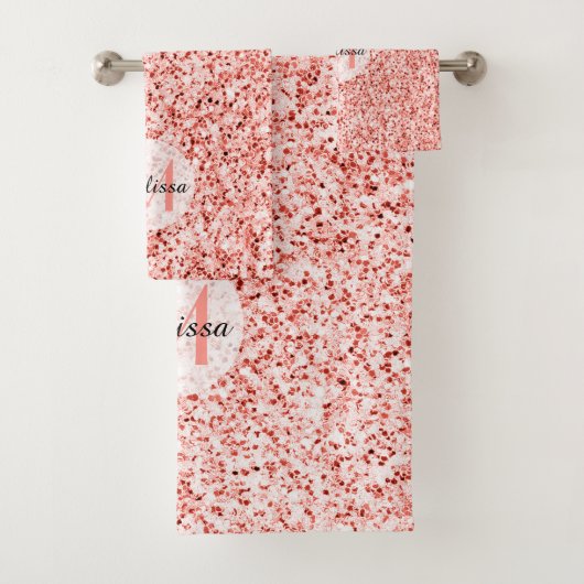 Rosa Korallen hellpastellfarbene Glitzern Monogram Badhandtuch Set (Insitu)