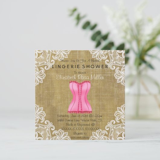 Rosa Korsett u. weißes Spitze-Wäsche-Brautparty Einladung (Stehend Vorderseite)