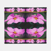 Rosa Kosmos Blume Spiegelmuster Fleecedecke (Vorderseite (Horizontal))