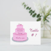 Rosa Kuchen mit Herz-Hochzeit-Tischnummer Postkarte (Stehend Vorderseite)