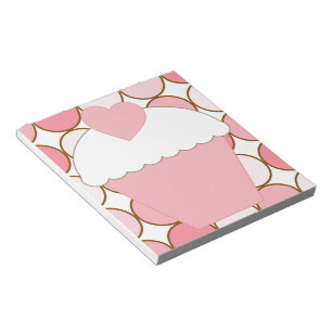 Rosa Kuchen mit Punkten Notizblock