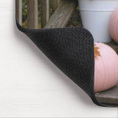 Rosa Kürbisse mit Herbst-Mums Mousepad (Ecke)