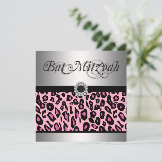 Rosa Leopard Bat Mitzvah Einladungen (Stehend Vorderseite)