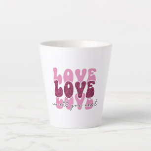 Rosa "Liebe" gestapelte Bubble-Schrift Milchtasse