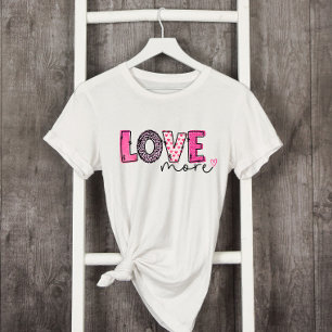 Rosa Liebe Mehr Valentinstag T-Shirt