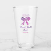 Rosa lila Bugfunkel Glitzer Brautparty Glas (Vorderseite)