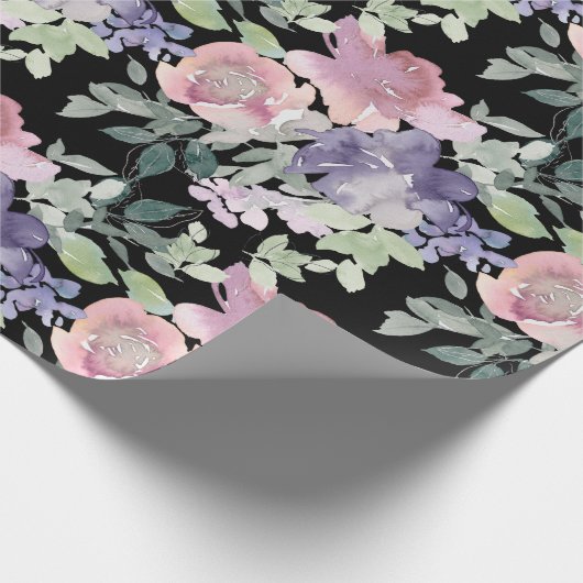 Rosa Lila, florale Schwarz Hintergrund Geschenkpapier (Ecke)
