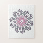 Rosa, Lila, Grau, Weiß Fraktal Art Kaleidoskop Puzzle (Vertikal)
