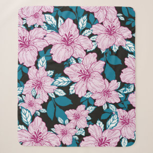 Rosa lila Lilie Blume Blau schwarzer Hintergrund Sherpadecke