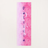Rosa Lila, moderne Girenname-Monogramm-Vorlage Yogamatte (Rückseite)