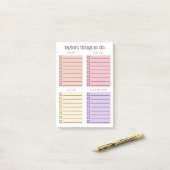 Rosa, Lila organisierte Dinge zu tun Post-it Klebezettel (Auf Schreibtisch)