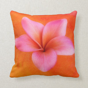 Rosa Lila Plumeria Blume Orange Hintergrund Kissen