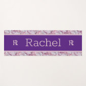 Rosa Lila Quarz Trendy Cool Simple Monogram Yogamatte (Vorderseite (Horizontal))