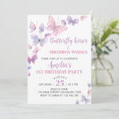 Rosa Lila Schmetterlinge Erstgeburt Einladung (Stehend Vorderseite)