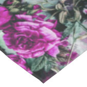 Rosa lila weißes Mit Blumenschwarzes der Tischdecke (Schrägansicht)